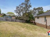 https://images.listonce.com.au/custom/160x/listings/7-iris-court-mooroolbark-vic-3138/930/01524930_img_17.jpg?R_k0OJLpPa0