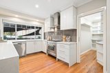 https://images.listonce.com.au/custom/160x/listings/7-james-court-diamond-creek-vic-3089/979/00629979_img_03.jpg?GGJqwhMPFAw