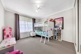 https://images.listonce.com.au/custom/160x/listings/7-japonica-court-newcomb-vic-3219/737/01698737_img_08.jpg?jq15lZfYt_A