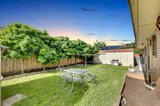 https://images.listonce.com.au/custom/160x/listings/7-japonica-court-newcomb-vic-3219/737/01698737_img_11.jpg?BjrW1st5iCQ
