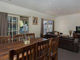 https://images.listonce.com.au/custom/160x/listings/7-john-street-oak-park-vic-3046/592/00847592_img_05.jpg?JLcrt0SDKNQ