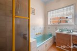 https://images.listonce.com.au/custom/160x/listings/7-joseph-street-blackburn-north-vic-3130/407/01948407_img_10.jpg?5khVKvnYpl8