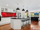 https://images.listonce.com.au/custom/160x/listings/7-kadina-court-mooroolbark-vic-3138/019/01526019_img_03.jpg?MI3VjUx4Ris