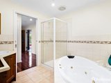 https://images.listonce.com.au/custom/160x/listings/7-kadina-court-mooroolbark-vic-3138/019/01526019_img_13.jpg?jmxKEzQZaII