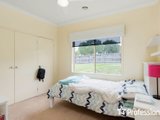 https://images.listonce.com.au/custom/160x/listings/7-kameel-drive-yarra-glen-vic-3775/386/01526386_img_15.jpg?Kbszh4bd6S4