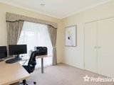 https://images.listonce.com.au/custom/160x/listings/7-kameel-drive-yarra-glen-vic-3775/386/01526386_img_18.jpg?rSY5PXajl2I