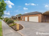 https://images.listonce.com.au/custom/160x/listings/7-kameel-drive-yarra-glen-vic-3775/386/01526386_img_19.jpg?Bo6JJkBs57w