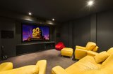 https://images.listonce.com.au/custom/160x/listings/7-kenmare-avenue-croydon-vic-3136/487/00357487_img_08.jpg?2RpwexCLs0I