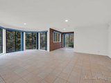 https://images.listonce.com.au/custom/160x/listings/7-kimberley-close-eltham-vic-3095/529/01739529_img_04.jpg?waTLywXXpDA