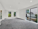 https://images.listonce.com.au/custom/160x/listings/7-kimberley-close-eltham-vic-3095/529/01739529_img_06.jpg?mCm4qveaJAI
