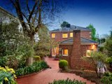 https://images.listonce.com.au/custom/160x/listings/7-kinsale-crescent-mont-albert-north-vic-3129/341/01684341_img_09.jpg?Hgdz-Oic-X4