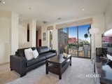 https://images.listonce.com.au/custom/160x/listings/7-lakeside-place-williamstown-vic-3016/074/01203074_img_10.jpg?Ov-YSAOAEBE