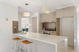 https://images.listonce.com.au/custom/160x/listings/7-lamina-avenue-mill-park-vic-3082/592/01521592_img_05.jpg?LPun_HxXpAQ