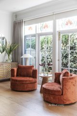 https://images.listonce.com.au/custom/160x/listings/7-lysterville-avenue-malvern-vic-3144/143/01691143_img_06.jpg?pQoFqTsELTo