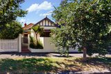 https://images.listonce.com.au/custom/160x/listings/7-lytton-street-elwood-vic-3184/380/01845380_img_05.jpg?BbR9Z6oEN1g