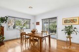 https://images.listonce.com.au/custom/160x/listings/7-macafee-road-castlemaine-vic-3450/567/01942567_img_04.jpg?kTWo-IERqX0
