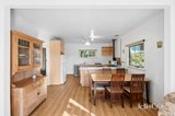 https://images.listonce.com.au/custom/160x/listings/7-main-road-hepburn-springs-vic-3461/387/01907387_img_05.jpg?uHAmAs04Of4
