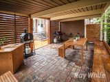 https://images.listonce.com.au/custom/160x/listings/7-mantova-drive-wheelers-hill-vic-3150/965/01658965_img_11.jpg?byRs9mqghKM