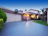 https://images.listonce.com.au/custom/160x/listings/7-maple-court-kilsyth-vic-3137/460/01524460_img_02.jpg?ATwbvObEUXk