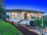 https://images.listonce.com.au/custom/160x/listings/7-maralee-drive-mooroolbark-vic-3138/890/01524890_img_02.jpg?IIZ6N5Bagwc