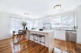 https://images.listonce.com.au/custom/160x/listings/7-marcia-court-glen-waverley-vic-3150/137/01661137_img_02.jpg?UXTCoa2XN0Y