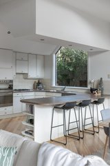 https://images.listonce.com.au/custom/160x/listings/7-marlborough-avenue-camberwell-vic-3124/853/01549853_img_11.jpg?-dBJ_pMH6Sw