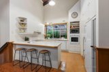 https://images.listonce.com.au/custom/160x/listings/7-marlow-place-eltham-vic-3095/465/00918465_img_05.jpg?va3VTyZ2abg