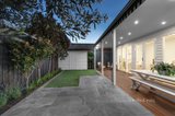 https://images.listonce.com.au/custom/160x/listings/7-mcarthur-street-malvern-vic-3144/031/01183031_img_01.jpg?JQmwFHXcH8c