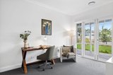 https://images.listonce.com.au/custom/160x/listings/7-mccashney-way-trentham-vic-3458/952/01636952_img_19.jpg?toY8p2Cp0Iw