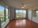https://images.listonce.com.au/custom/160x/listings/7-mccomb-crescent-bayswater-vic-3153/371/01950371_img_02.jpg?5NznUUufLCc