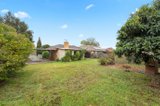 https://images.listonce.com.au/custom/160x/listings/7-mccomb-crescent-bayswater-vic-3153/371/01950371_img_06.jpg?RT2SwEb6RSI