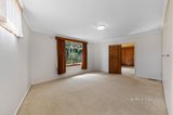 https://images.listonce.com.au/custom/160x/listings/7-meadow-crescent-mount-waverley-vic-3149/537/01644537_img_09.jpg?f5fNtTUlMSI