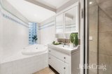 https://images.listonce.com.au/custom/160x/listings/7-meander-road-hurstbridge-vic-3099/359/01768359_img_08.jpg?HSxGDO7pVdw