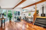 https://images.listonce.com.au/custom/160x/listings/7-meander-road-hurstbridge-vic-3099/852/01839852_img_02.jpg?NYLr_oNHBsU