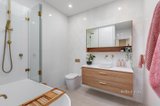 https://images.listonce.com.au/custom/160x/listings/7-meringer-court-nunawading-vic-3131/850/01332850_img_08.jpg?YSZyBJLFnTE