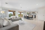 https://images.listonce.com.au/custom/160x/listings/7-mitchell-street-blackburn-north-vic-3130/159/01567159_img_03.jpg?VpkEUKkr1wQ