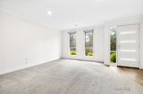 https://images.listonce.com.au/custom/160x/listings/7-nader-close-redan-vic-3350/512/01703512_img_03.jpg?WYPkBMe43XE