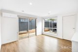 https://images.listonce.com.au/custom/160x/listings/7-nader-close-redan-vic-3350/736/01931736_img_08.jpg?YYjY3XSiQko