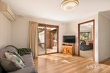 https://images.listonce.com.au/custom/160x/listings/7-nambour-drive-mooroolbark-vic-3138/583/01915583_img_07.jpg?KApn-qOdGNw