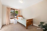https://images.listonce.com.au/custom/160x/listings/7-nambour-drive-mooroolbark-vic-3138/583/01915583_img_10.jpg?z7wmea8OWDA