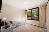 https://images.listonce.com.au/custom/160x/listings/7-nambour-drive-mooroolbark-vic-3138/583/01915583_img_11.jpg?BGpQ1NfPsOY