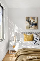 https://images.listonce.com.au/custom/160x/listings/7-notlen-street-ringwood-vic-3134/235/01978235_img_11.jpg?10E2o5KddCc