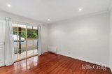 https://images.listonce.com.au/custom/160x/listings/7-nundah-drive-eltham-vic-3095/784/01877784_img_06.jpg?Kk2kqDjiJjg