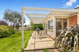 https://images.listonce.com.au/custom/160x/listings/7-oakridge-court-kyneton-vic-3444/558/01613558_img_08.jpg?09GZxKfEfTo