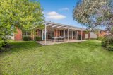 https://images.listonce.com.au/custom/160x/listings/7-oakridge-court-kyneton-vic-3444/558/01613558_img_18.jpg?quYiRJoGcjA