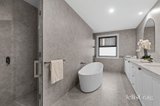 https://images.listonce.com.au/custom/160x/listings/7-old-orchard-way-doncaster-vic-3108/521/01908521_img_21.jpg?V0th8BEhCDQ