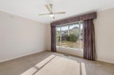 https://images.listonce.com.au/custom/160x/listings/7-old-orchard-way-doncaster-vic-3108/911/01640911_img_05.jpg?fvFRRiro0Q8