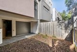 https://images.listonce.com.au/custom/160x/listings/7-old-school-road-notting-hill-vic-3150/396/01741396_img_11.jpg?7XUw4Bk90hg