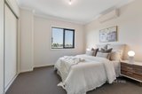https://images.listonce.com.au/custom/160x/listings/7-old-school-road-notting-hill-vic-3168/992/01700992_img_06.jpg?mRZqdAUDi3U