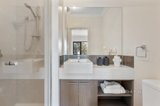 https://images.listonce.com.au/custom/160x/listings/7-old-school-road-notting-hill-vic-3168/992/01700992_img_07.jpg?ZE0mkWWc18k
